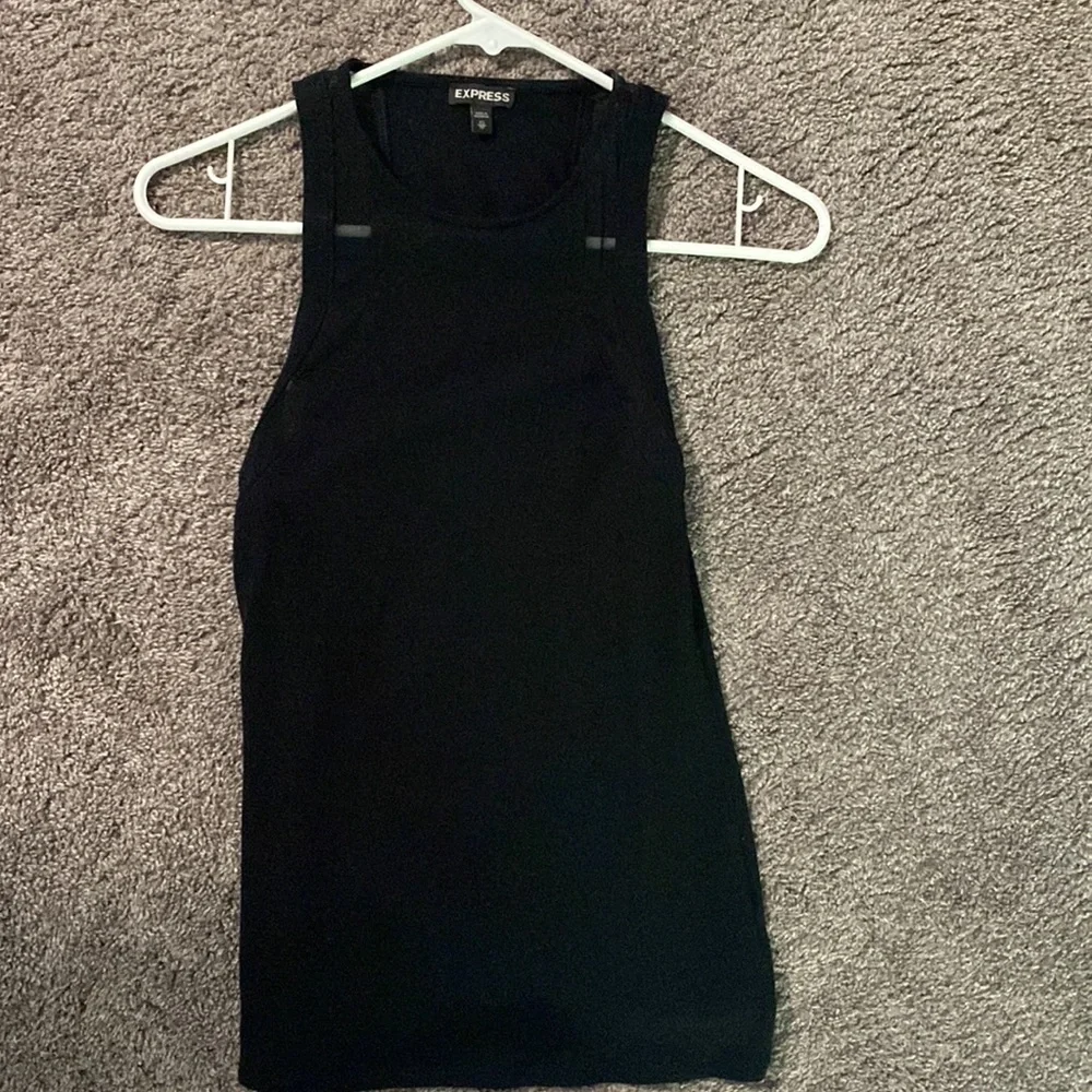 Express tank top - Picture 3 of 4